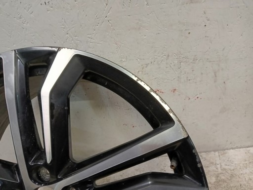 ALUMINIJSKA FELGA VOLVO V90 S90 20X8,5 ET47,5 5X108 32243397 ALUMINIJSKA FELGA VOLVO V90 S90 20X8,5 ET47,5 5X108 32243397