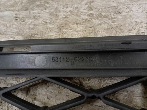 MREŽICA BRANIKA PREDNJA STRANA SREDNJA TOYOTA AURIS I 1 REDIZAJN 09-12