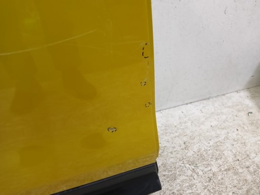 VRATA DESNA  ZADNJA STRANA ZADNJI JEEP AVENGER 23-