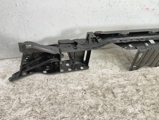 BRANIK ZADNJI GREDA ZADNJA TOYOTA HILUX VIII 8 15-