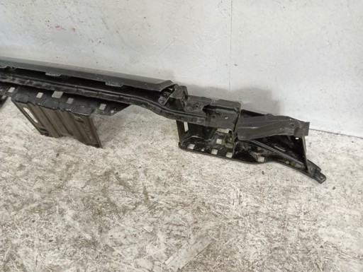 BRANIK ZADNJI GREDA ZADNJA TOYOTA HILUX VIII 8 15-
