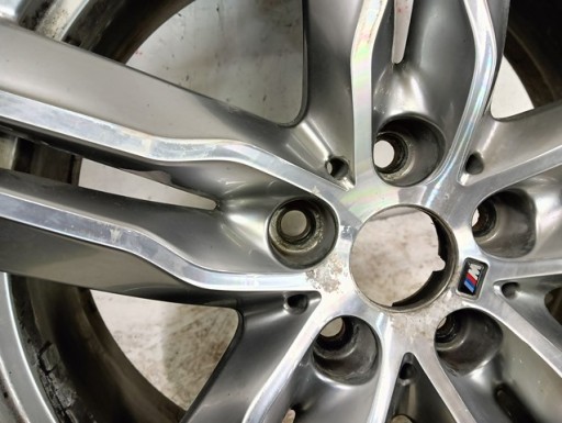 ALUMINIJSKA FELGA BMW X1 F48 X2 F39 M-PAKET 18X7,5 ET51 5X112 7850456 ALUMINIJSKA FELGA BMW X1 F48 X2 F39 M-PAKET 18X7,5 ET51 5X112 7850456