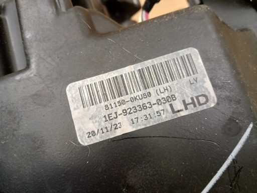 LAMPA FAR LIJEVA STRANA FULL LED TOYOTA HILUX VIII REDIZAJN 20-