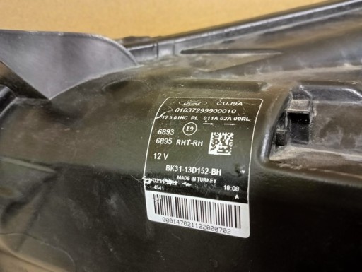 LAMPA FAR DESNA STRANA FORD TRANSIT MK8 LED 18-