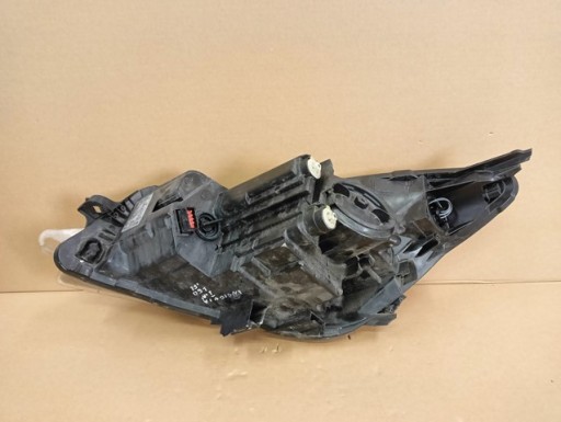 LAMPA FAR DESNA STRANA OPEL INSIGNIA I 1 A REDIZAJN LED 13-