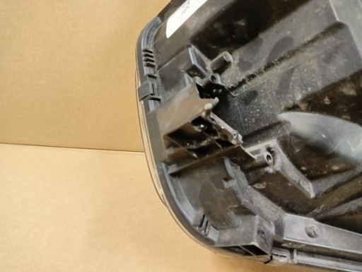 LAMPA FAR DESNA STRANA DACIA DUSTER II 2 LED 17-21 LAMPA FAR DESNA STRANA DACIA DUSTER II 2 LED 17-21