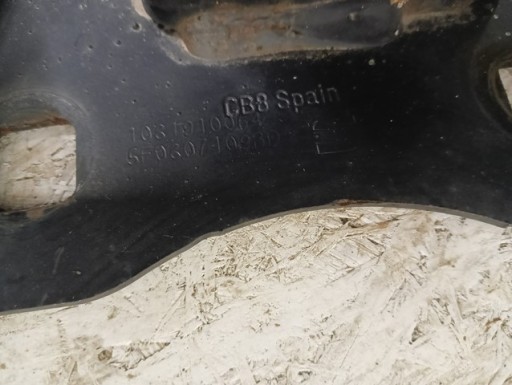 GREDA ISPOD BRANIK PREDNJA STRANA SEAT LEON III REDIZAJN 5F 17-