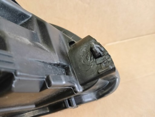 LAMPA FAR LIJEVA STRANA BI XENON VOLVO S60 V60 II REDIZAJN 13-18