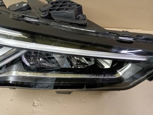 LAMPA FAR DESNA STRANA FULL LED SEAT LEON IV 4 5FB 20-