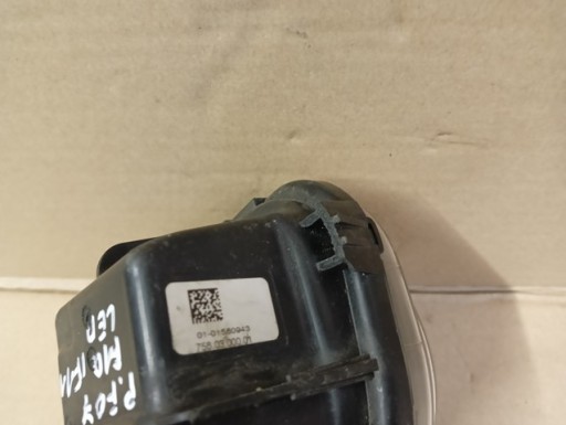 MAGLENKA DESNA STRANA PREDNJA LED BMW V 5 F10 F11 F07 GT REDIZAJN LCI 13-