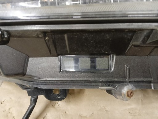 DRL LED ZMIGAVAC DESNA STRANA LEXUS NX 1 14-