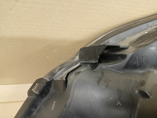 LAMPA FAR DESNA STRANA XENON RENAULT KOLEOS I 1 08-