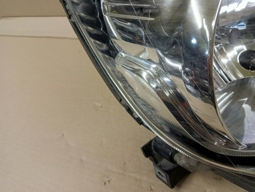LAMPA FAR DESNA STRANA MITSUBISHI SPACE STAR II 2 13-
