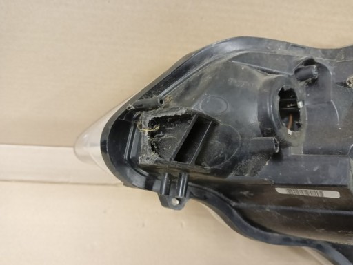 LAMPA FAR DESNA STRANA CITROEN C3 II 2 DS 3 09-17R