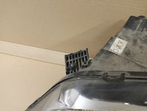 LAMPA FAR LIJEVA STRANA XENON BMW X3 F25 X4 F26 10-14R