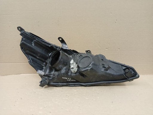 LAMPA FAR LIJEVA STRANA XENON LED TOYOTA VERSO REDIZAJN 13-