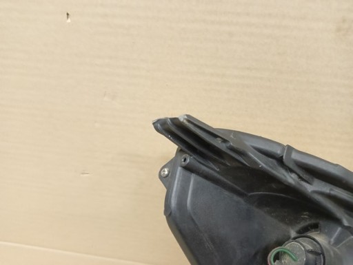 LAMPA FAR LIJEVA STRANA XENON SUBARU OUTBACK LEGACY 09-12R