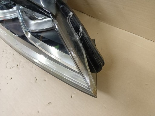 LAMPA FAR DESNA STRANA BI XENON ZAKRETNI VW TOUAREG II 2 7P REDIZAJN 14-