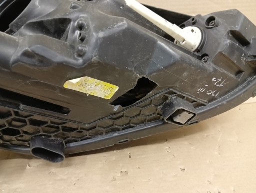 LAMPA FAR LIJEVA STRANA HYUNDAI I30 III 3 17- LAMPA FAR LIJEVA STRANA HYUNDAI I30 III 3 17-