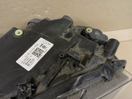 LAMPA FAR LIJEVA STRANA VW POLO 2G 17- LAMPA FAR LIJEVA STRANA VW POLO 2G 17-