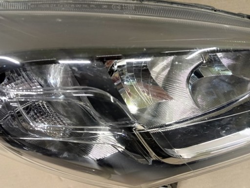 LAMPA FAR DESNA STRANA FIAT DOBLO II 2 REDIZAJN 15-