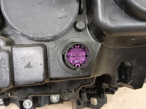 LAMPA FAR DESNA STRANA FIAT DOBLO II 2 REDIZAJN 15-