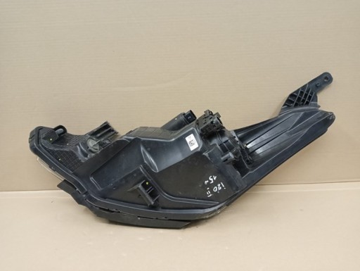 LAMPA FAR DESNA STRANA HYUNDAI I20 II 2 14-