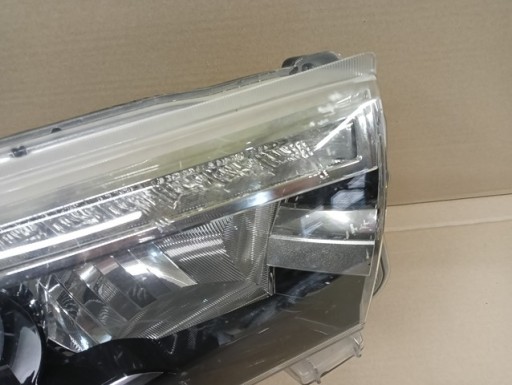 LAMPA FAR DESNA STRANA FULL LED TOYOTA HILUX VIII 8 15-