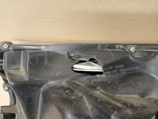 LAMPA FAR DESNA STRANA FULL LED TOYOTA HILUX VIII 8 15-