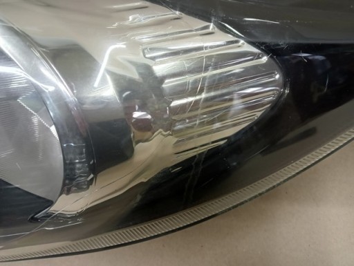 LAMPA FAR LIJEVA STRANA FORD FIESTA MK7 08-12R