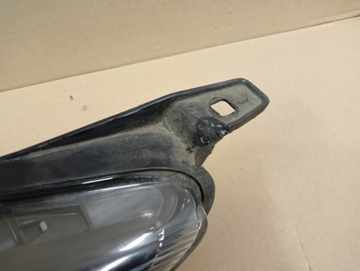 LAMPA FAR LIJEVA STRANA FORD FIESTA MK7 08-12R