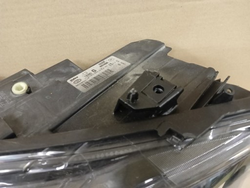 LAMPA FAR LIJEVA STRANA TOYOTA PROACE CITY VERSO 20-