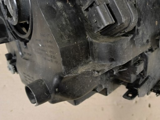 LAMPA FAR LIJEVA STRANA LED TOYOTA AVENSIS T27 REDIZAJN T29 15-