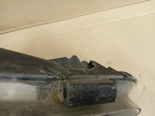 LAMPA FAR DESNA STRANA BI XENON LED LEXUS IS ISF 11-12R