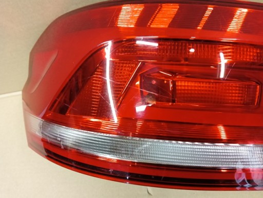 LAMPA FAR LIJEVA STRANA ZADNJA ZADNJI VW TOURAN III 3 5T 5TA 15- LAMPA FAR LIJEVA STRANA ZADNJA ZADNJI VW TOURAN III 3 5T 5TA 15-