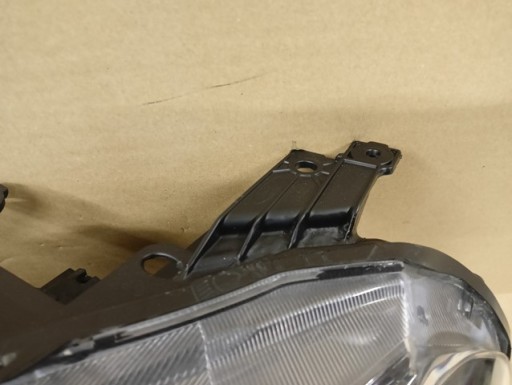 LAMPA FAR LIJEVA STRANA FORD RANGER V REDIZAJN 15- LAMPA FAR LIJEVA STRANA FORD RANGER V REDIZAJN 15-
