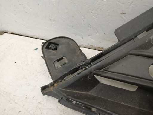 MREŽICA BRANIKA PREDNJA STRANA SREDNJA VOLVO V60 II S60 III 3 CROSS COUNTRY 18-