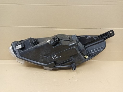 LAMPA FAR DESNA STRANA FORD FIESTA MK8 17-