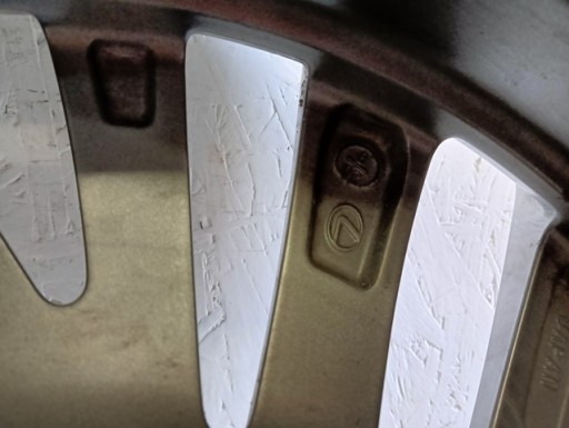 ALUMINIJSKA FELGA LEXUS ES 18X8 ET45 5X114,3