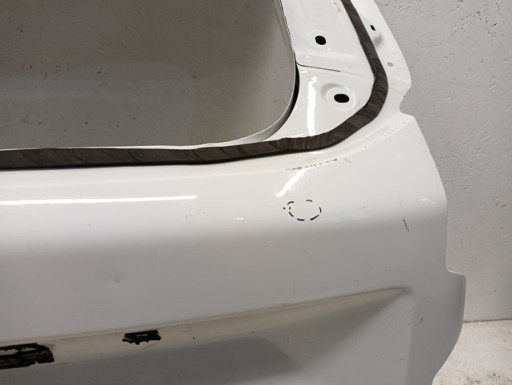 GEPEK ZADNJI POKLOPAC GEPEKA DACIA DUSTER III 3 23- GEPEK ZADNJI POKLOPAC GEPEKA DACIA DUSTER III 3 23-