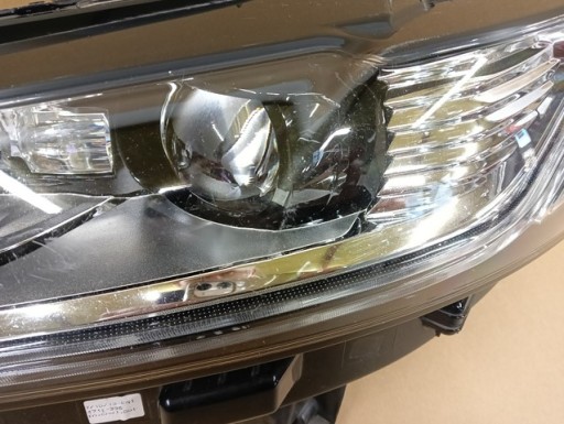 LAMPA FAR LIJEVA STRANA FULL LED FORD MONDEO MK5 V REDIZAJN 18-