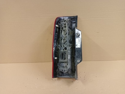 LAMPA FAR DESNA STRANA ZADNJA ZADNJI FIAT FIORINO NEMO BIPPER 07-