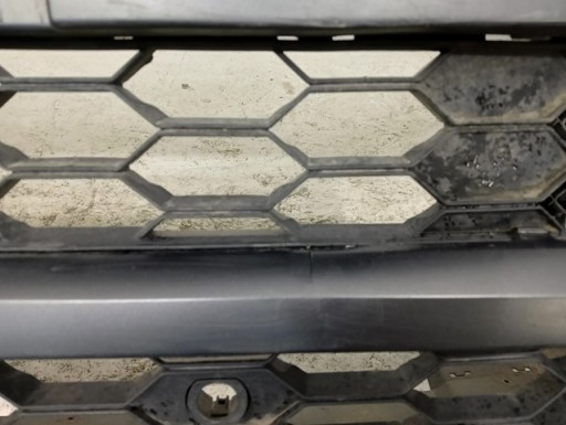 BRANIK PREDNJA STRANA VW AMAROK 2H6 REDIZAJN 16-
