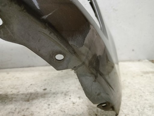 BRANIK PREDNJA STRANA TOYOTA AVENSIS T27 REDIZAJN T29 15-
