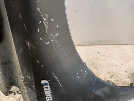 BLATOBRAN DESNA STRANA PREDNJA TOYOTA AURIS II 2 12-