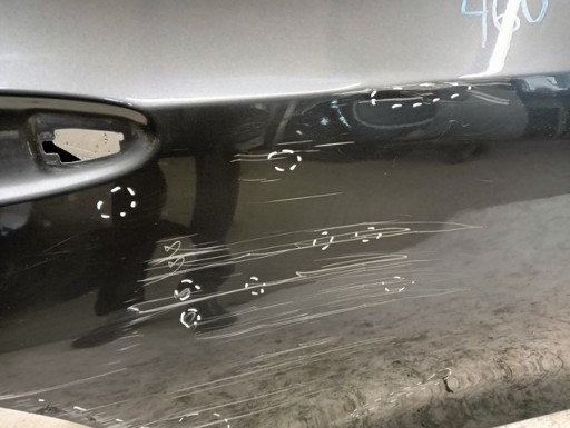 VRATA DESNA ZADNJA STRANA ZADNJI LEXUS ES VII 7 18- VRATA DESNA ZADNJA STRANA ZADNJI LEXUS ES VII 7 18-