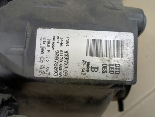 LAMPA FAR DESNA STRANA FULL LED TOYOTA AURIS II 2 REDIZAJN 15-