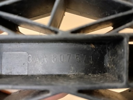 NOSAČ BRANIKA PREDNJA STRANA VW PASSAT B7 3AA 11-14R NOSAČ BRANIKA PREDNJA STRANA VW PASSAT B7 3AA 11-14R
