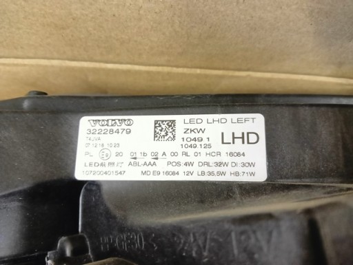 LAMPA FAR LIJEVA STRANA FULL LED VOLVO V40 II 2 REDIZAJN 16-