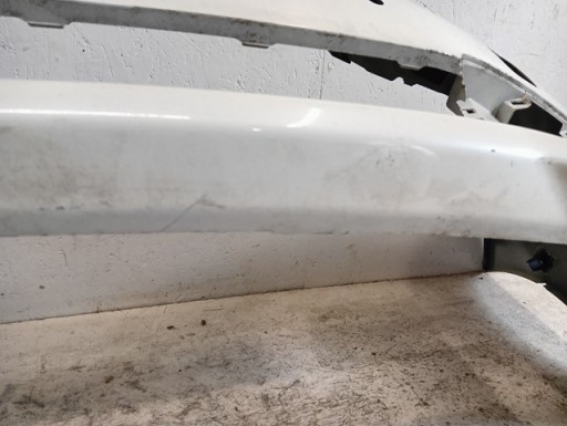 BRANIK PREDNJA STRANA TOYOTA AURIS II 2 REDIZAJN 15-